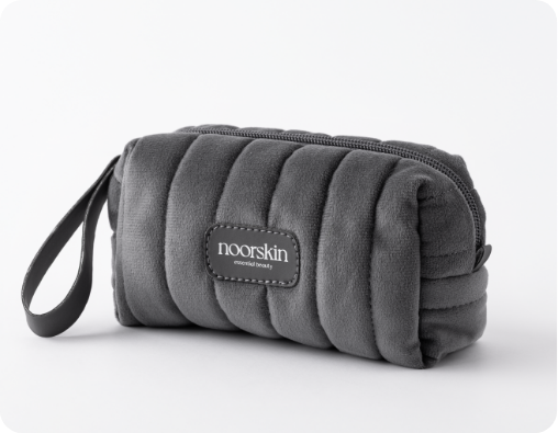 Imagem de uma nécessaire cinza da Noorskin