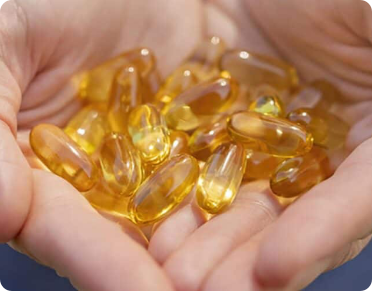 imagem do brinde 2 da black friday da essential nutrition: uma toalha de praia I Am Essential branca com preto