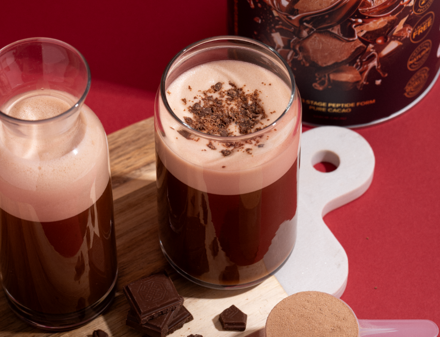 imagem da proteína beef protein sabor cacau pronta em um copo