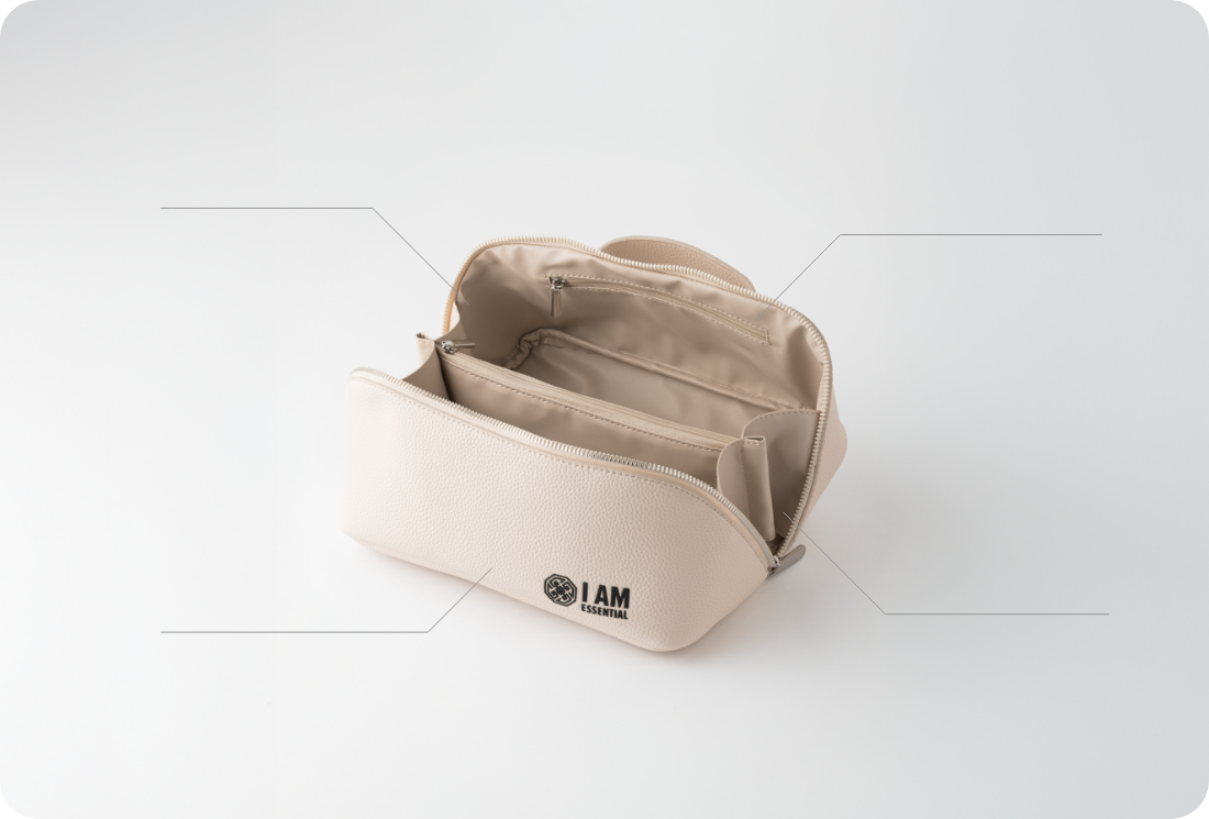 imagem mostrando em detalhes as partes internas da necessaire preta da essential nutrition, com bolsos internos e divisória central